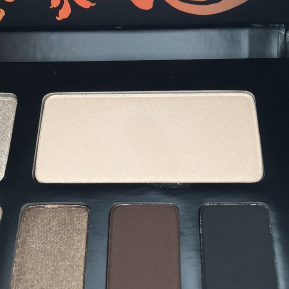 NWOB Kat Von D Monarch Eyeshadow Palette - Picture 8 of 8